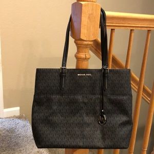 macys handbolsas michael kors